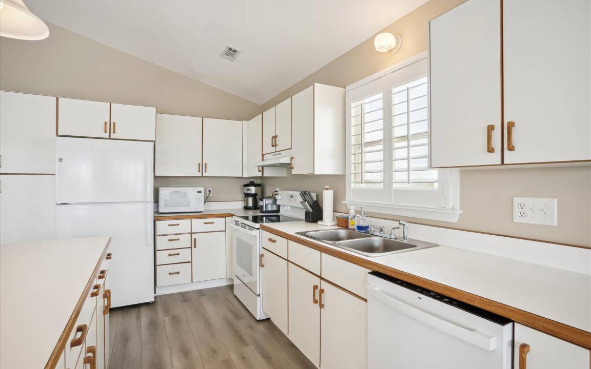 Photo of Kitchen in South Nags Head