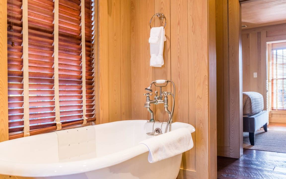 Photo of Bathroom in Oriental