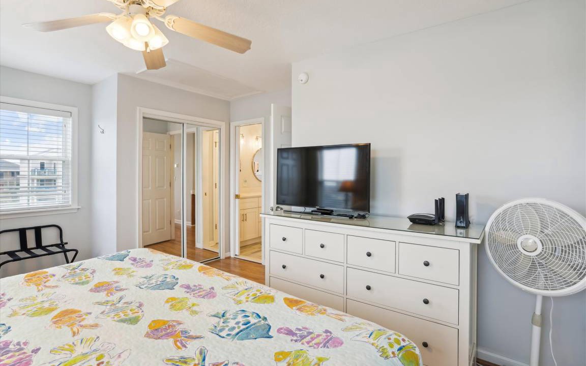 Photo of Bedroom in Colington