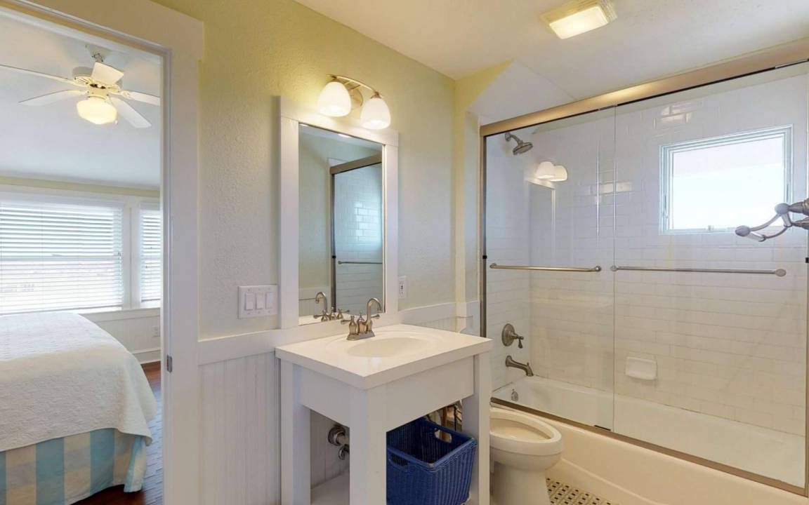 Photo of Bathroom in Bald Head Island