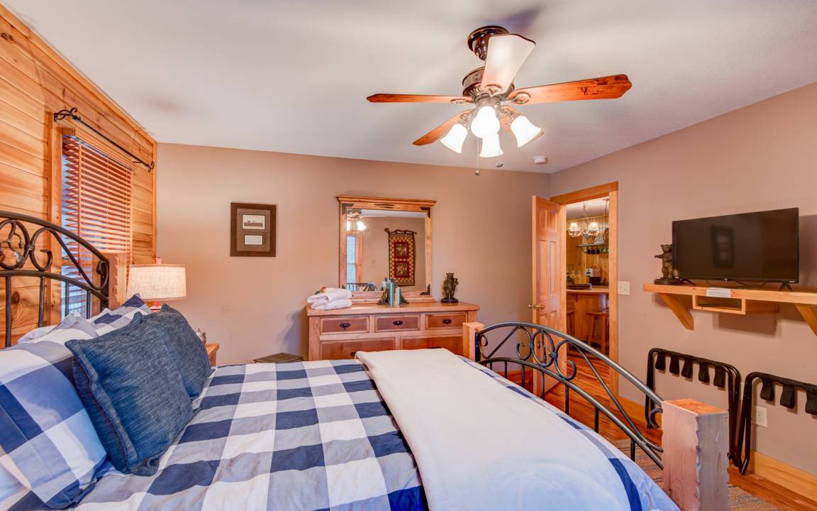 Photo of Bedroom in Todd