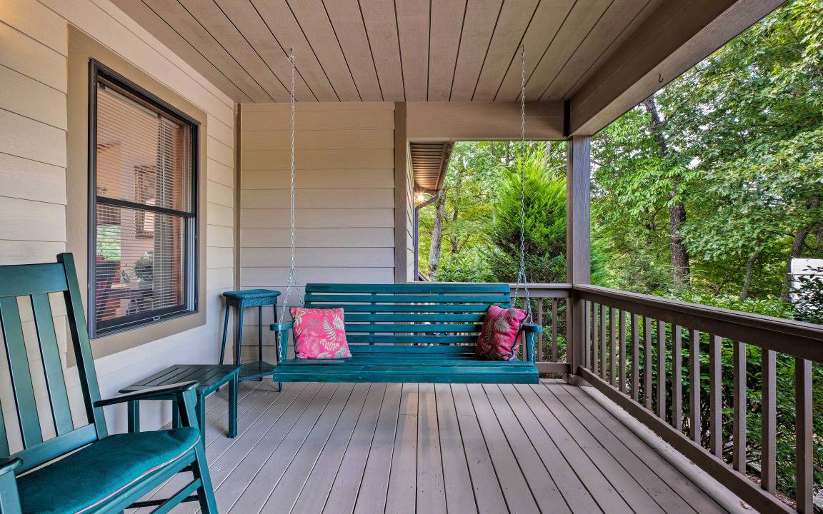 Photo of Patio Balcony in Bryson City
