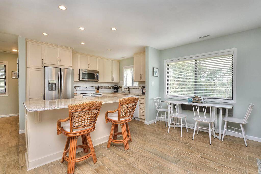 Photo of Kitchen in Caswell Beach