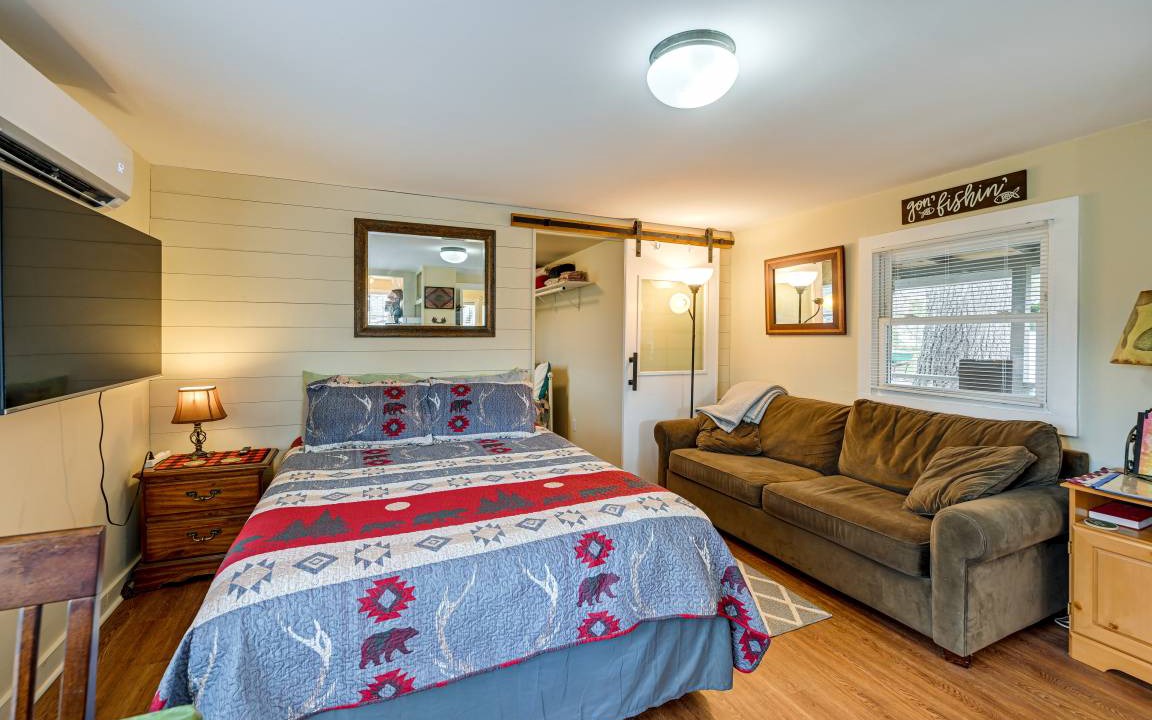Photo of Bedroom in Qualla