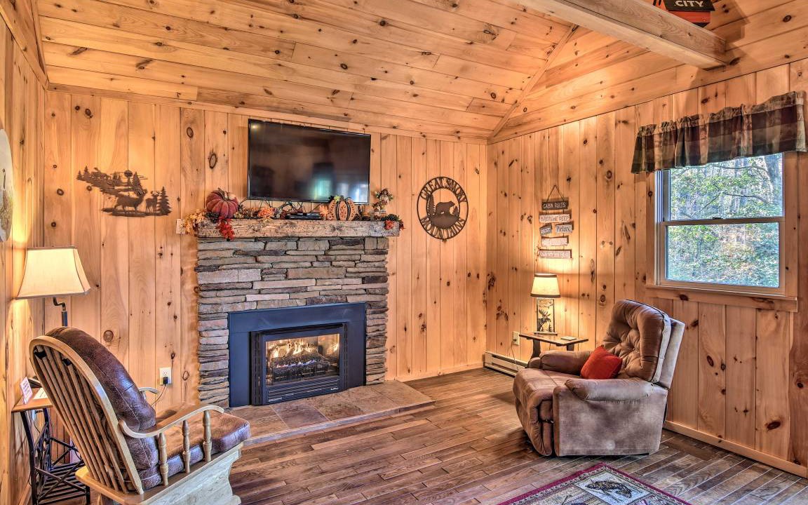 Photo of Livingroom in Whittier