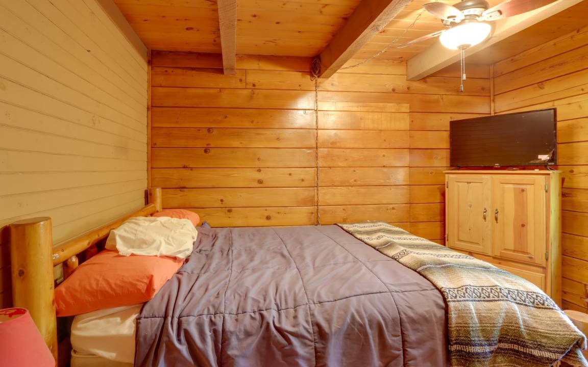Photo of Bedroom in Warne