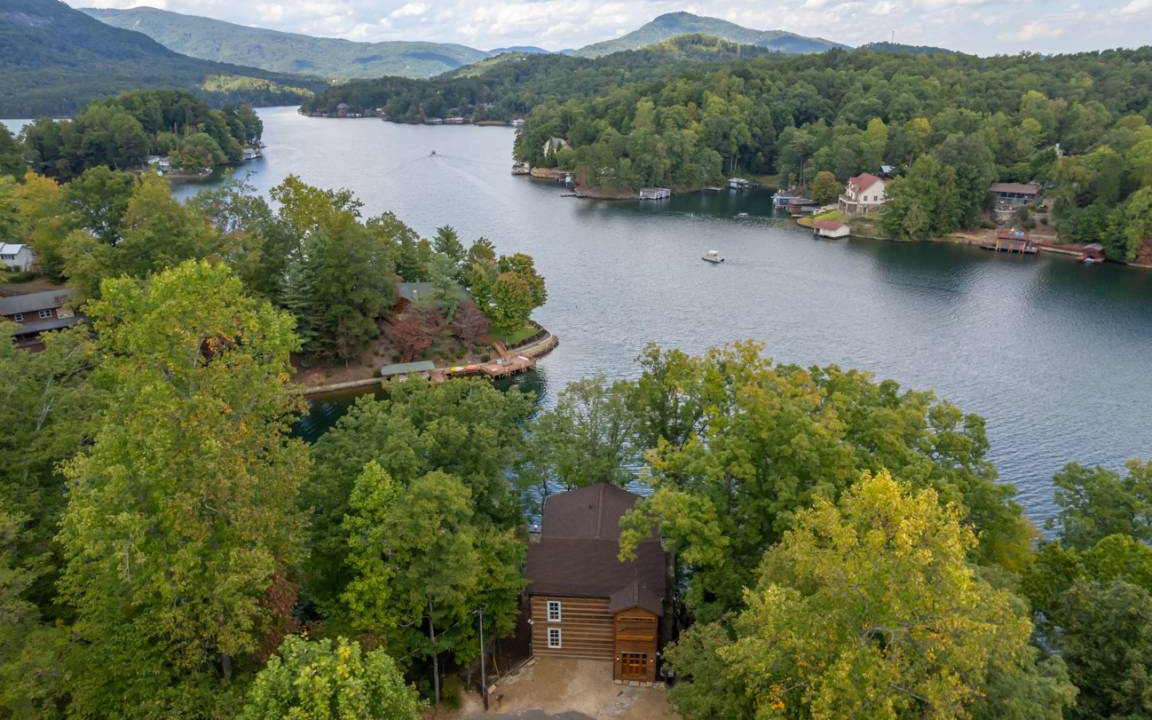 Photo of Others in Lake Lure