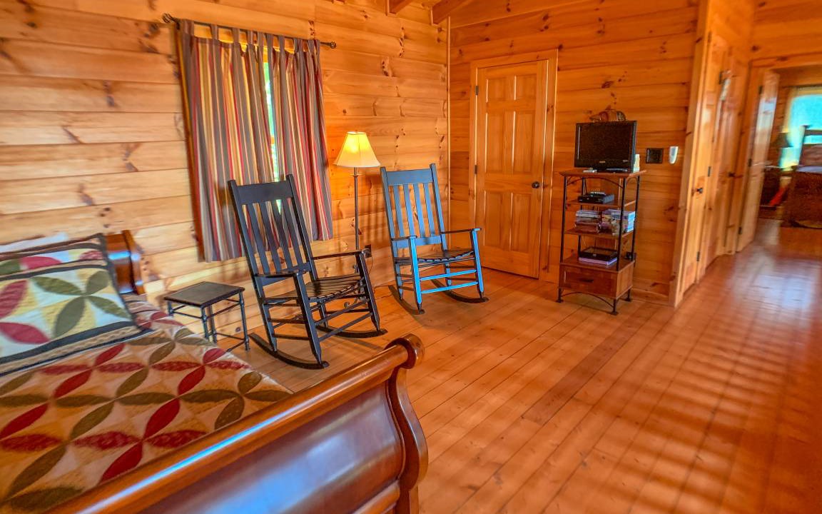 Photo of Livingroom in Buck Mountain