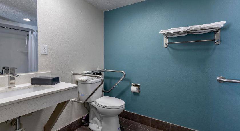 Photo of Bathroom in Salisbury