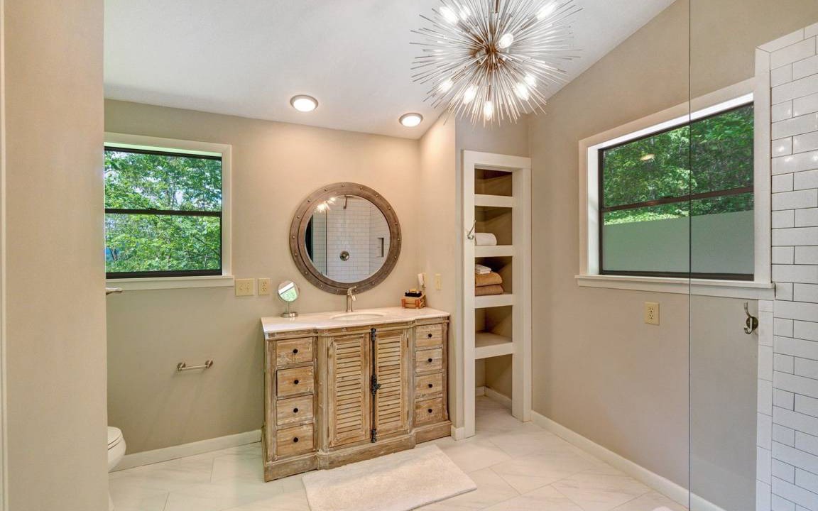Photo of Bathroom in Robbinsville