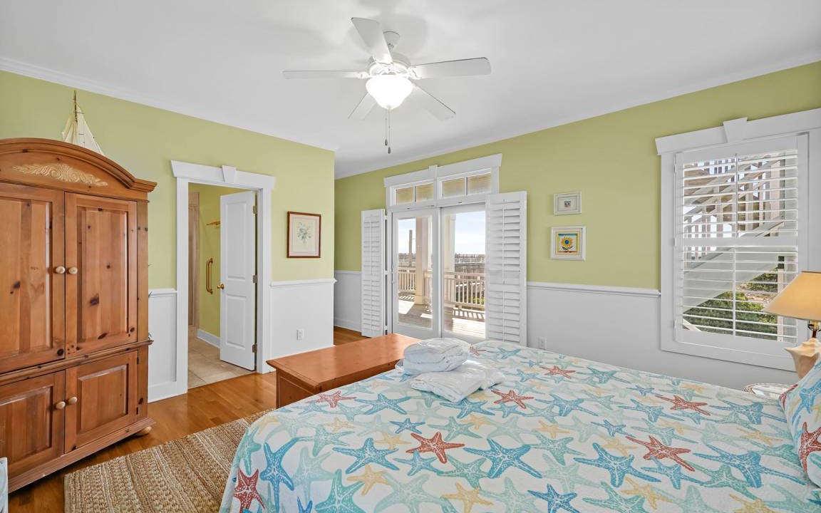 Photo of Bedroom in Caswell Beach
