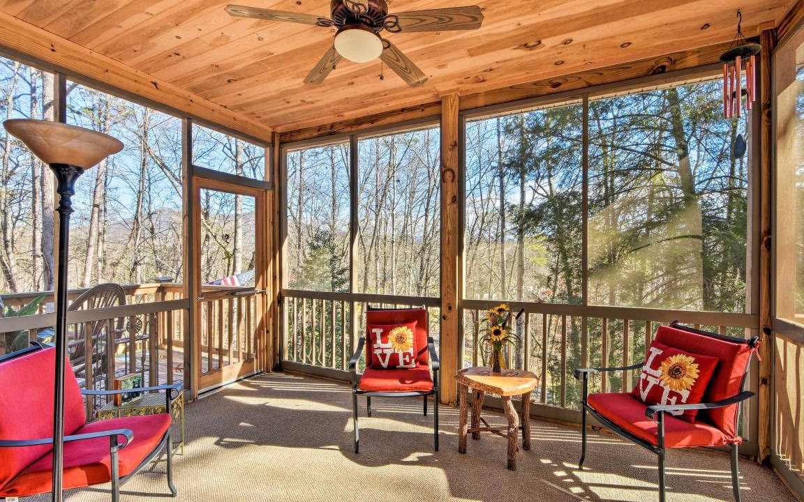 Photo of Patio Balcony in Chatuge Village