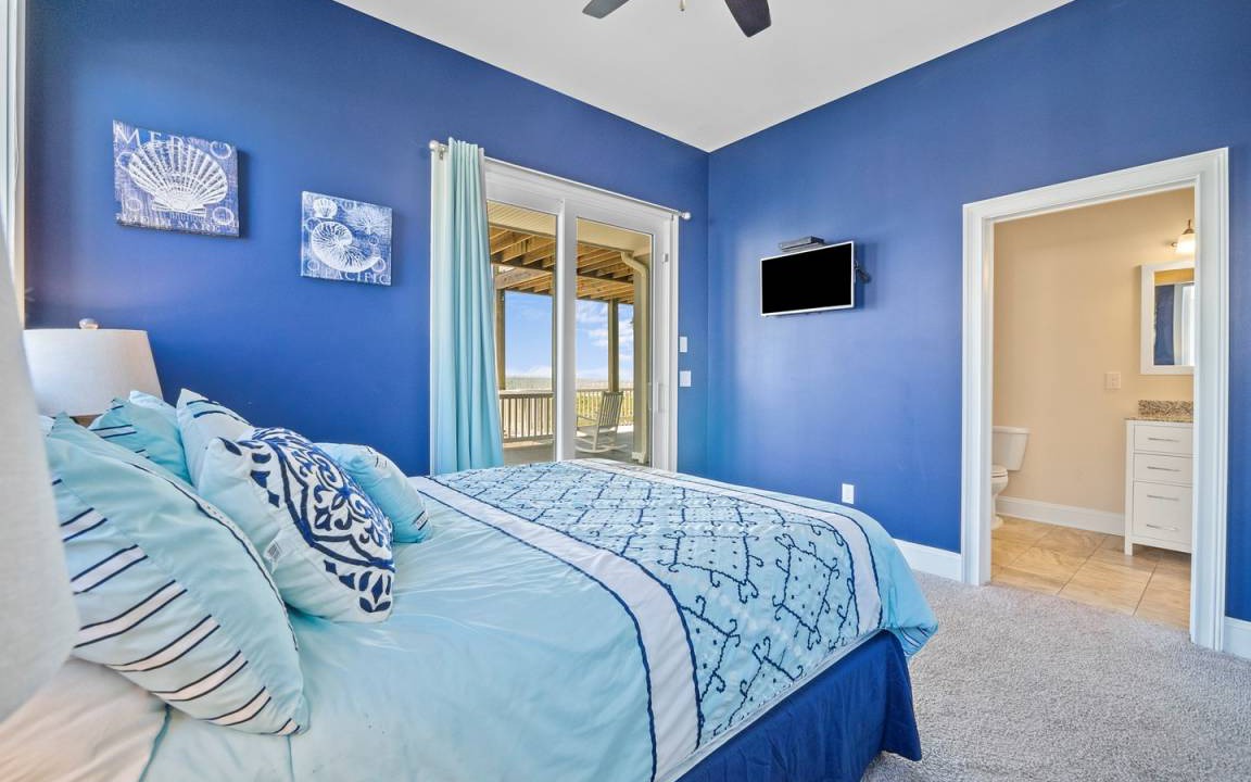 Photo of Bedroom in North Topsail Beach