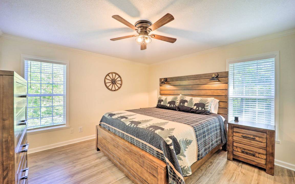 Photo of Bedroom in Newland