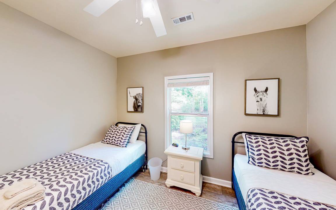 Photo of Bedroom in Woodfin