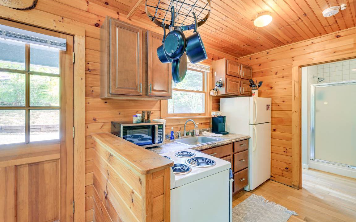 Photo of Kitchen in Laurel Springs