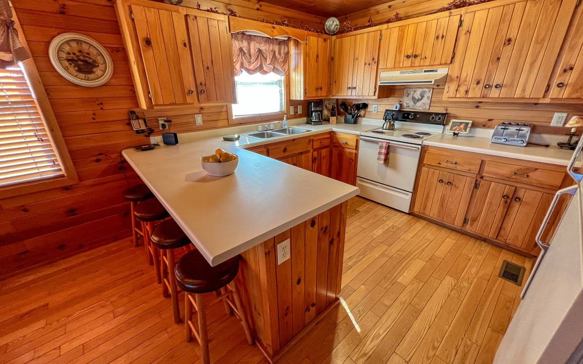 Photo of Kitchen in Grassy Creek