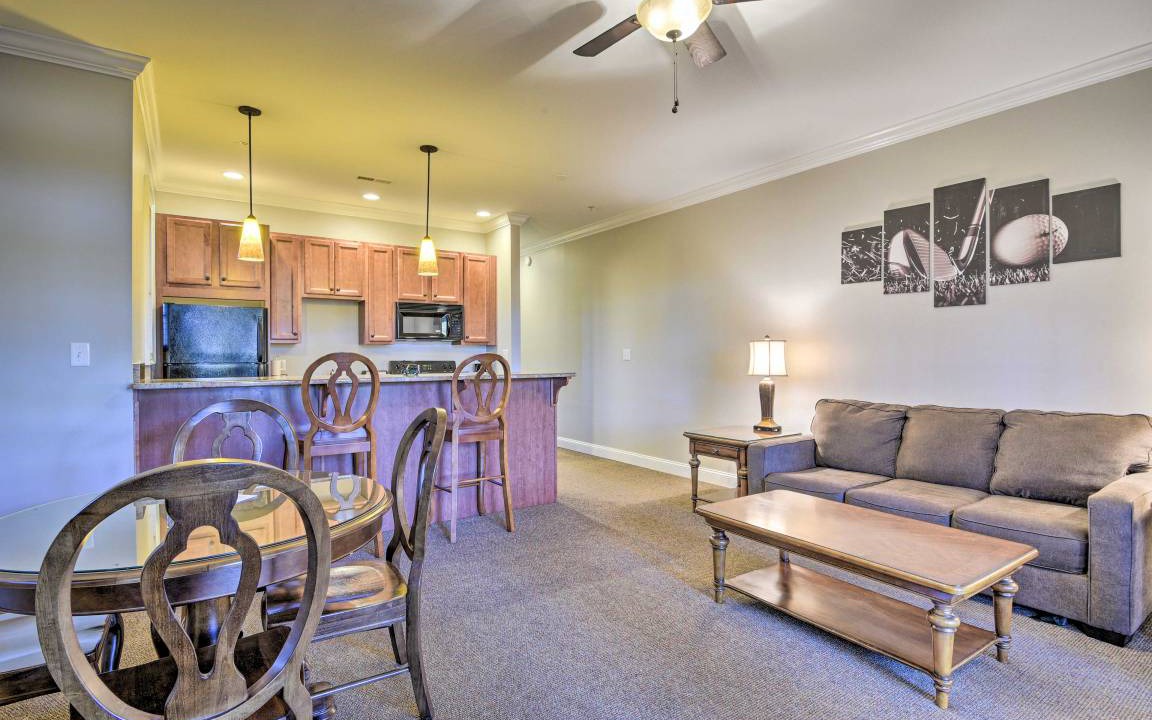 Photo of Livingroom in Spring Lake