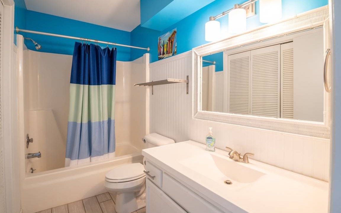 Photo of Bathroom in North Carolina Coast