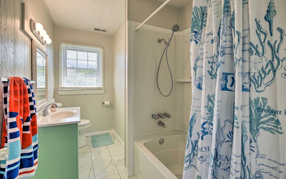 Photo of Bathroom in Oak Island