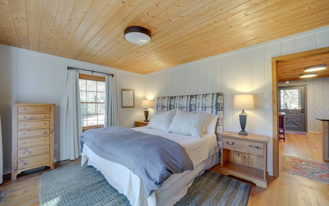 Photo of Bedroom in Cashiers