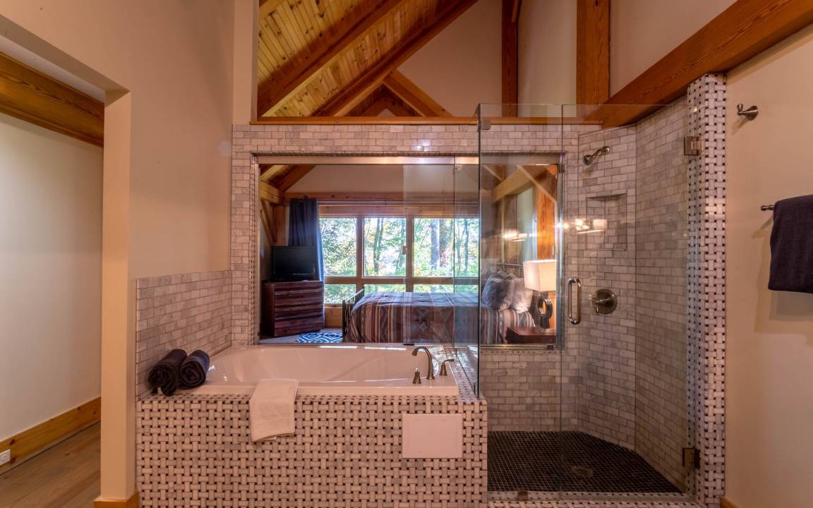 Photo of Bathroom in Banner Elk