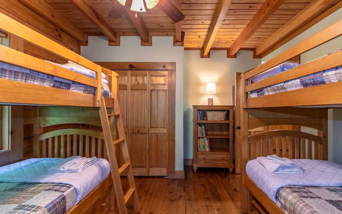 Photo of Bedroom in Frank