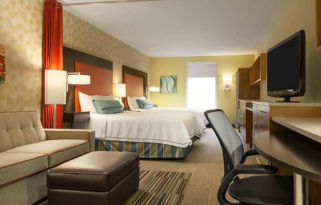 Photo of Bedroom in Executive Park