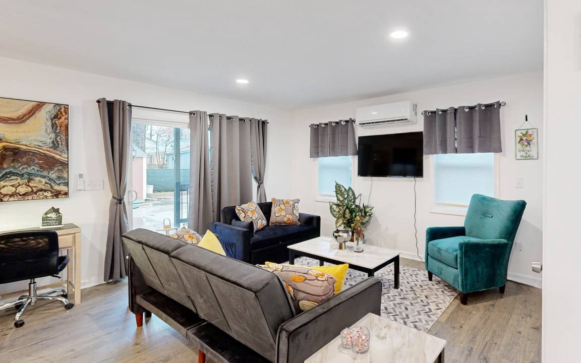 Photo of Livingroom in Charlotte