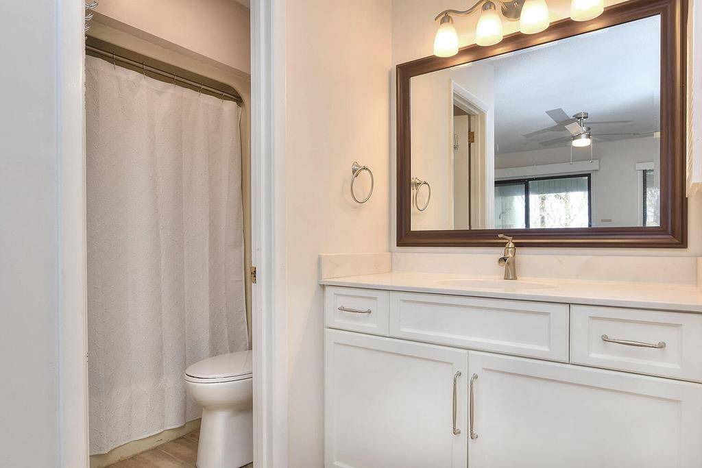 Photo of Bathroom in Caswell Beach