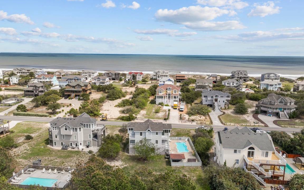 Photo of Others in Whalehead Beach