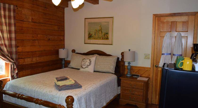 Photo of Bedroom in Robbinsville