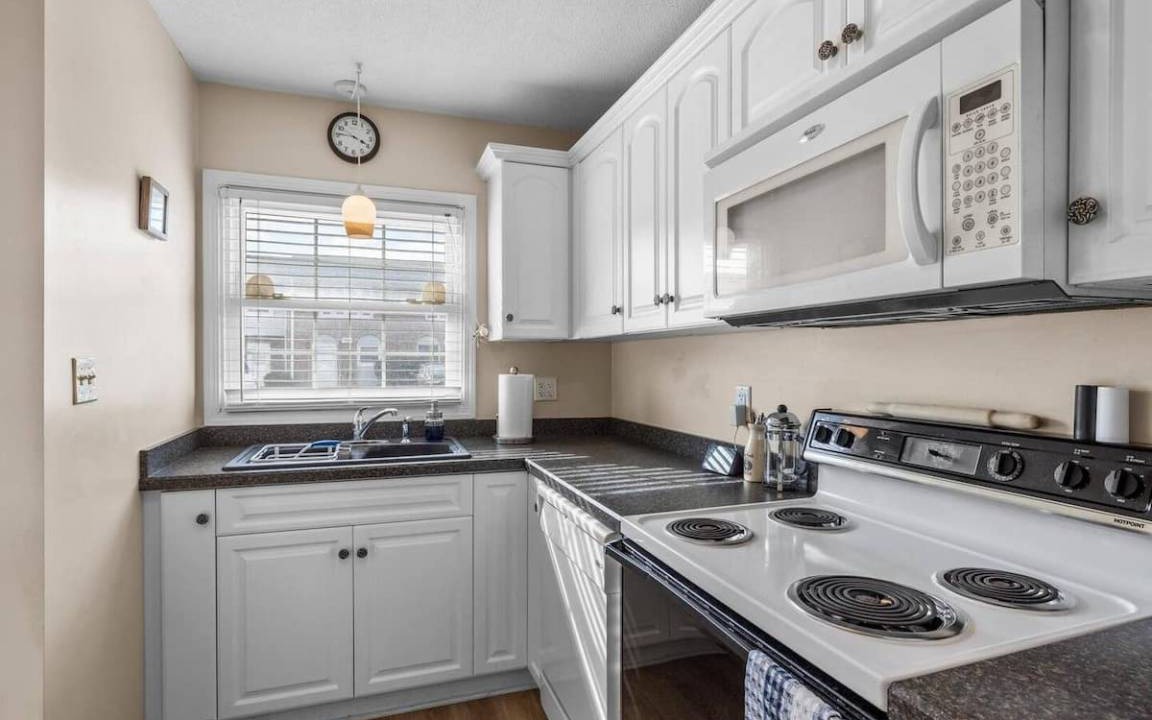 Photo of Kitchen in Pine Knoll Shores