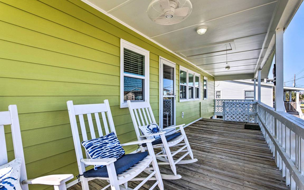 Photo of Patio Balcony in Topsail Beach