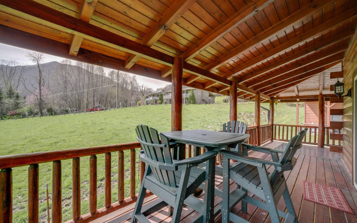 Photo of Others in Maggie Valley