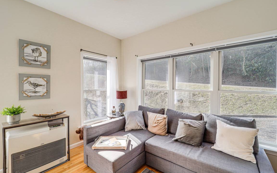 Photo of Livingroom in Frank