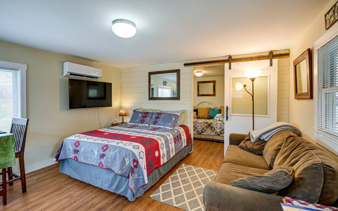 Photo of Bedroom in Qualla