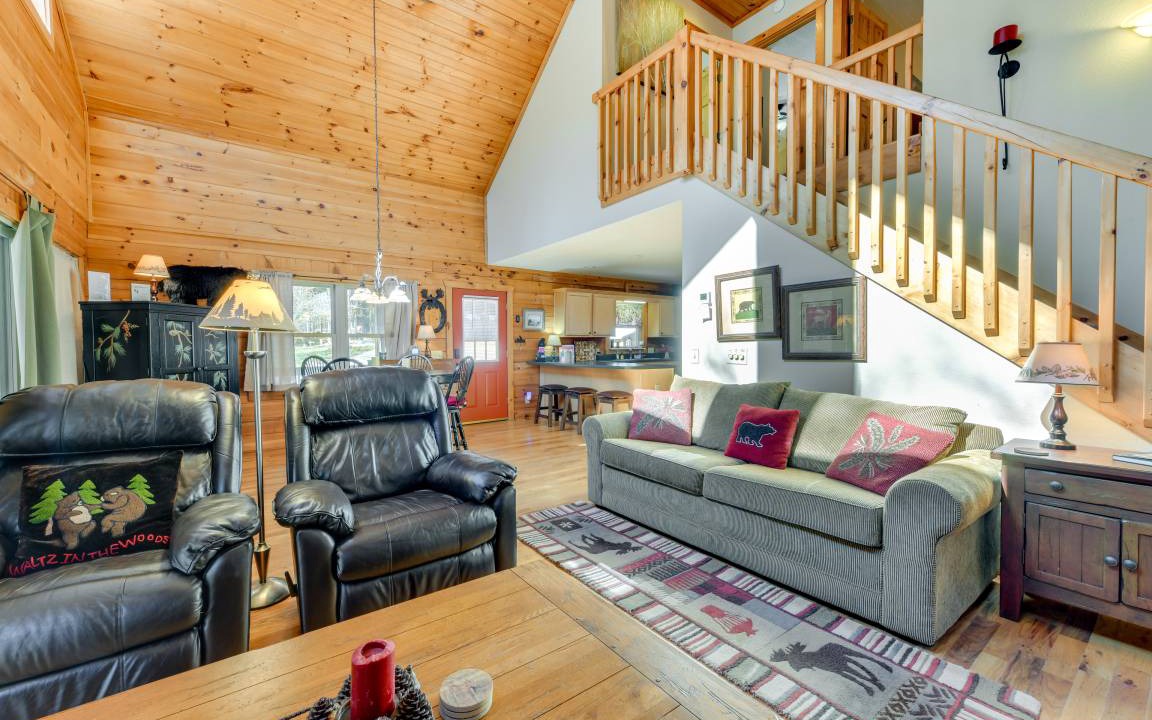 Photo of Livingroom in Waynesville
