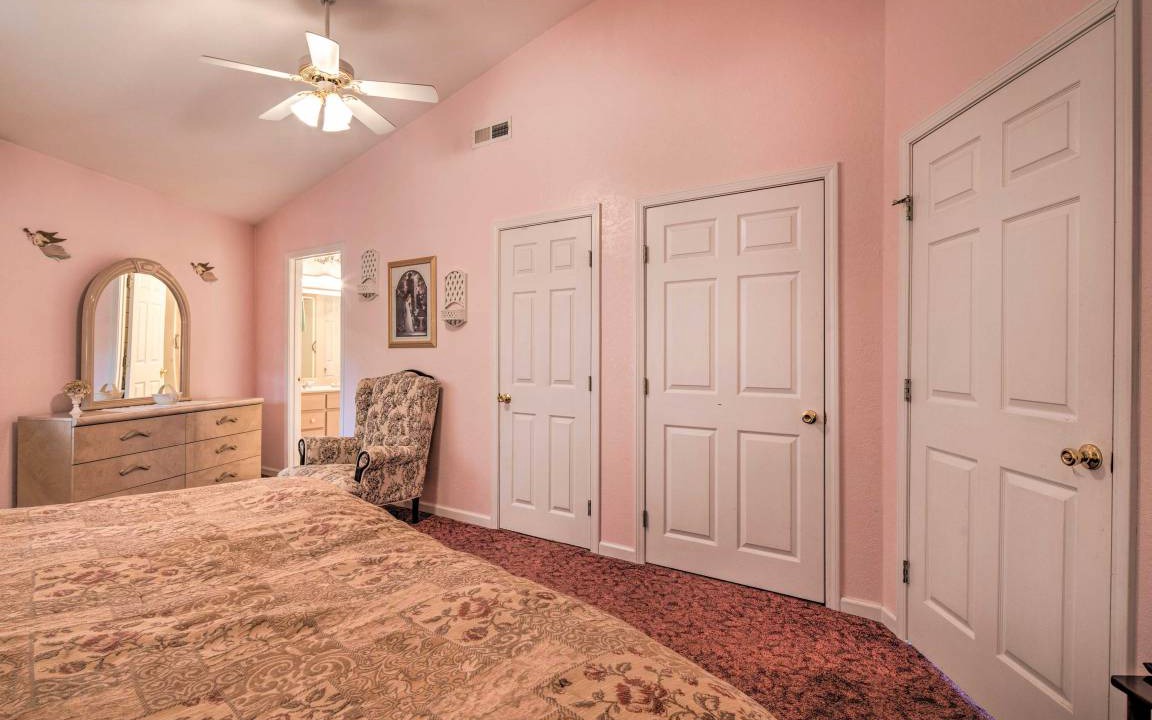 Photo of Bedroom in Burnsville