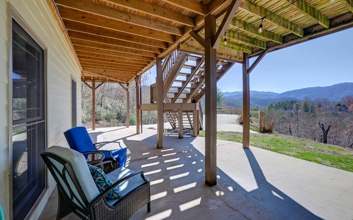 Photo of Patio Balcony in Bryson City