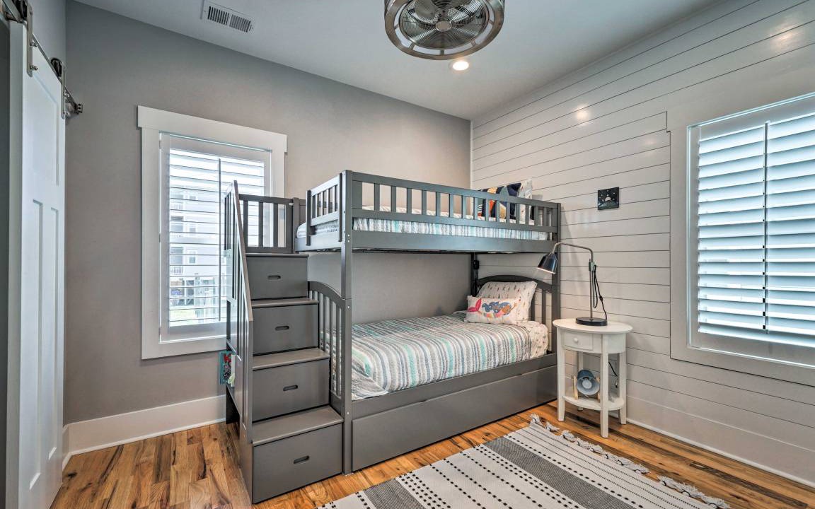 Photo of Bedroom in Wilmington Beach