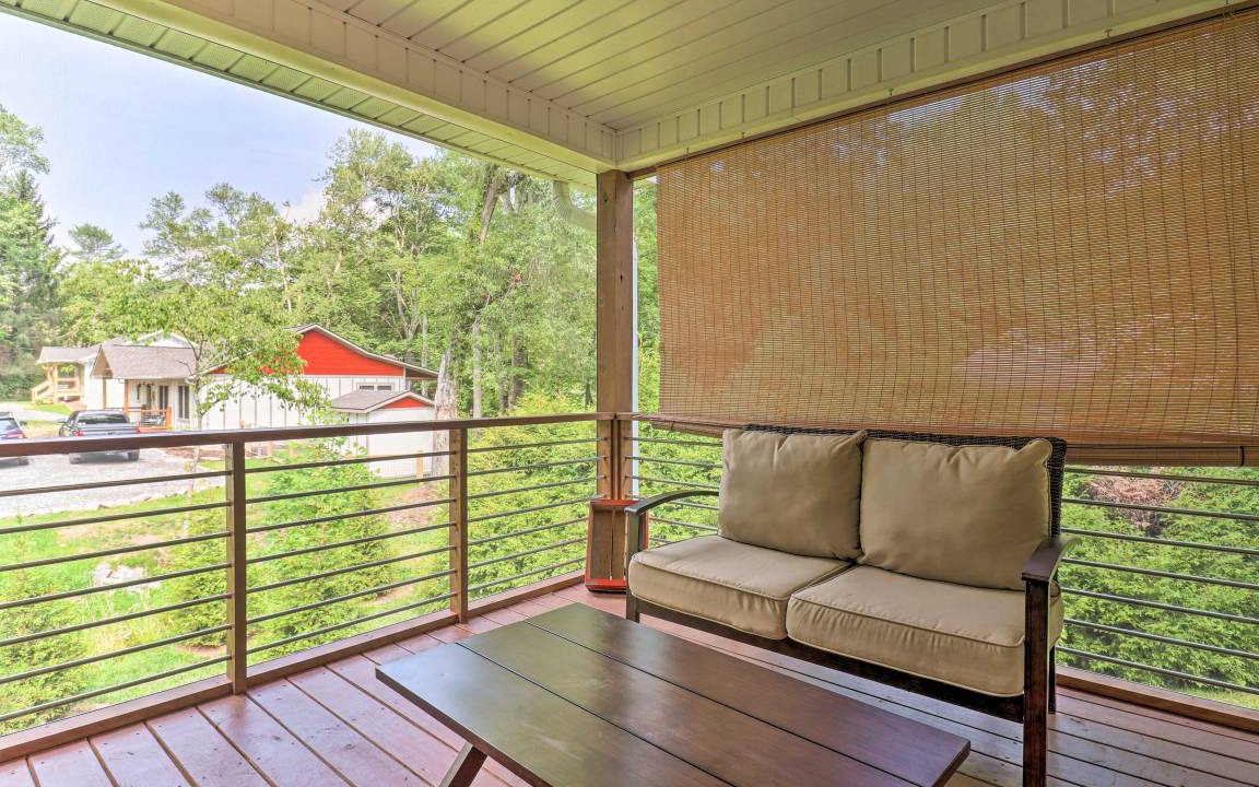 Photo of Patio Balcony in Waynesville