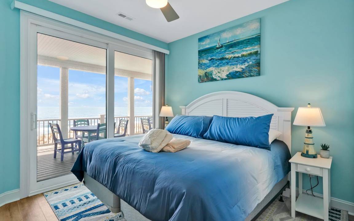 Photo of Bedroom in Long Beach