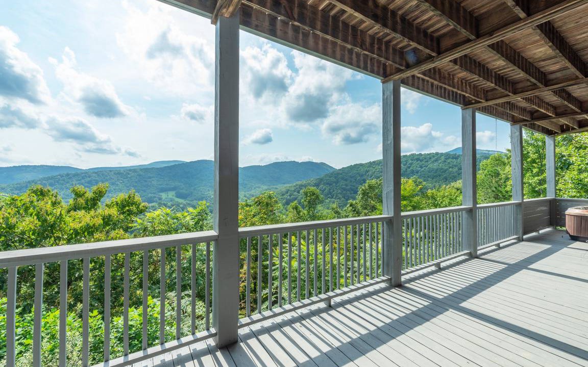 Photo of Patio Balcony in Skyland