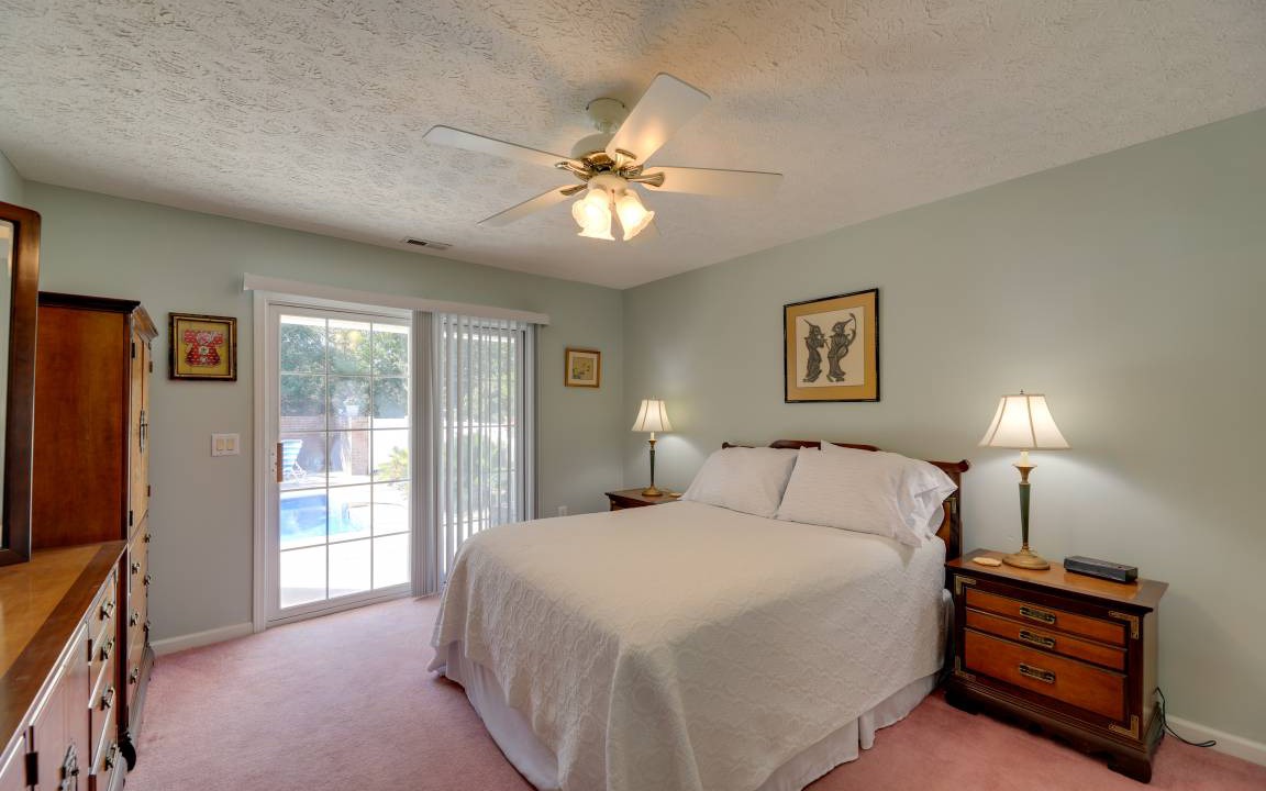Photo of Others in Pine Knoll Shores
