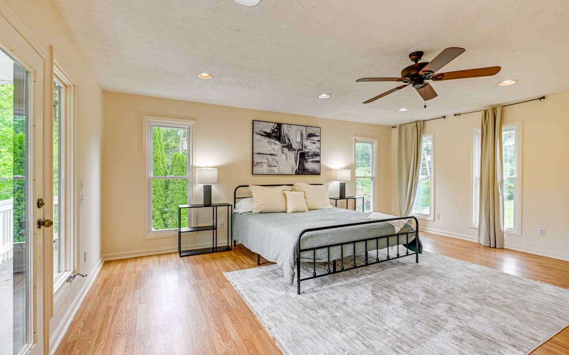 Photo of Bedroom in Sylva