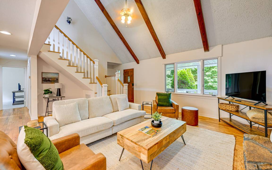 Photo of Livingroom in Sylva