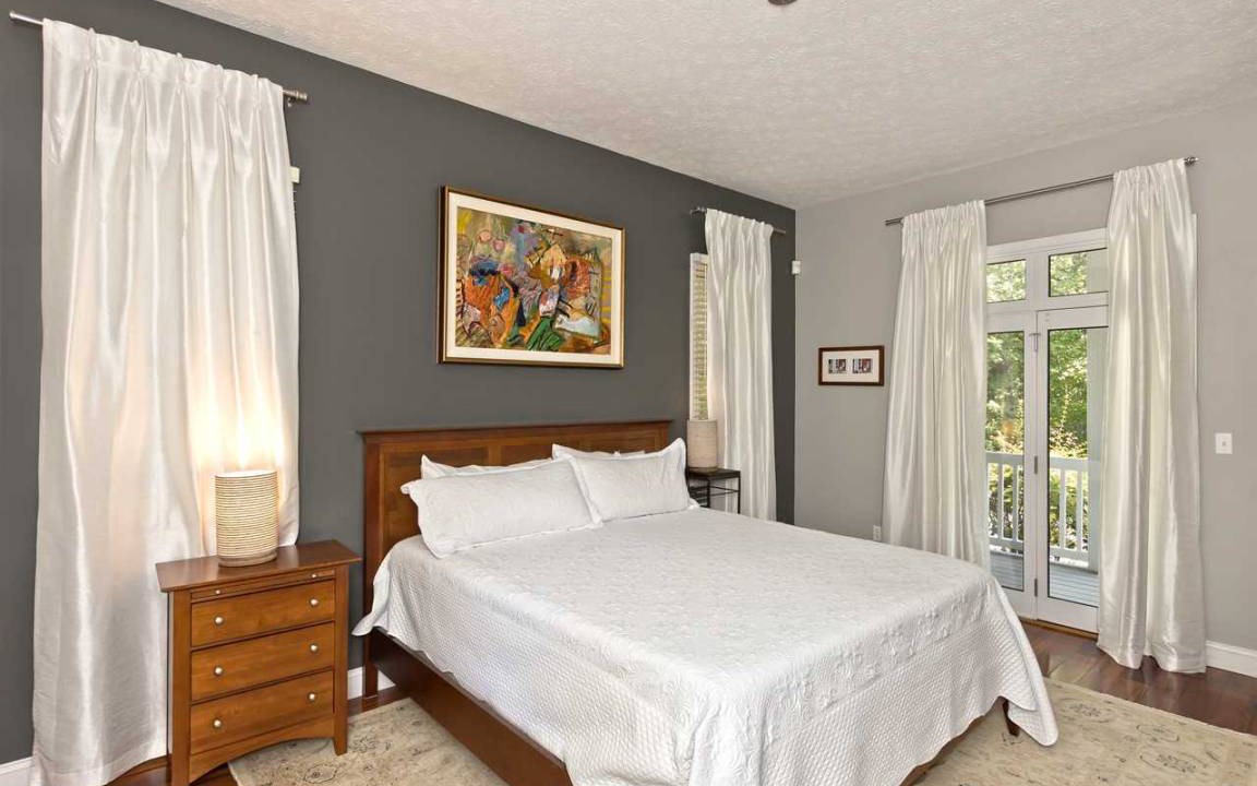 Photo of Bedroom in Hendersonville