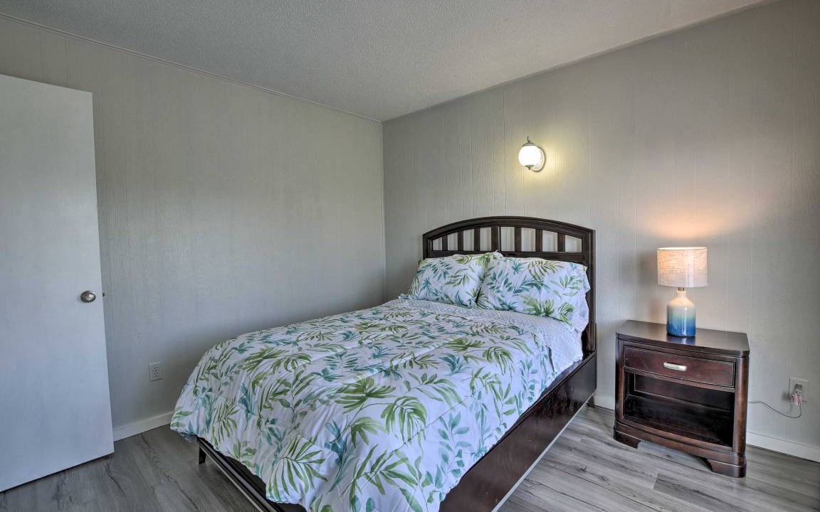 Photo of Bedroom in Oak Island