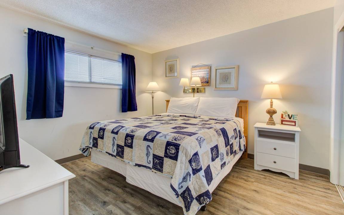 Photo of Bedroom in Wilmington Beach